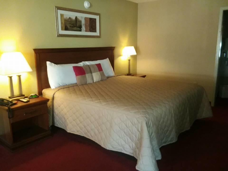 Springfield Inn Tn Экстерьер фото